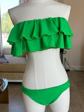 Green Ruffle Bandeau Bikini Set